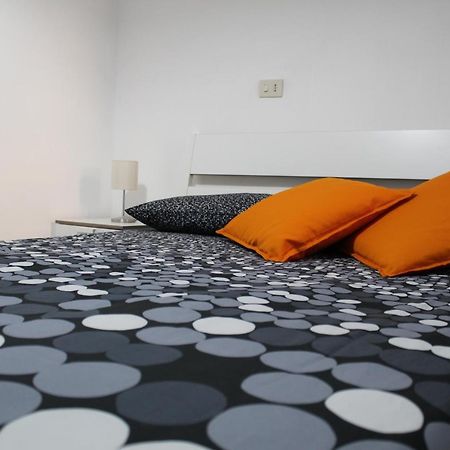 Gli Oleandri Hotel Bellano Bagian luar foto